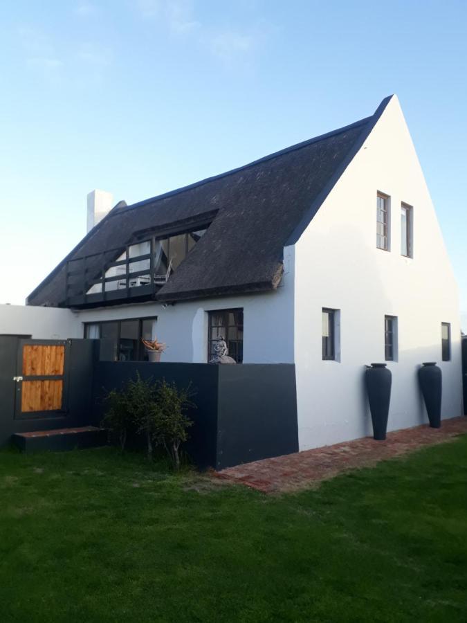 Starfish Accommodation Struisbaai Exterior foto