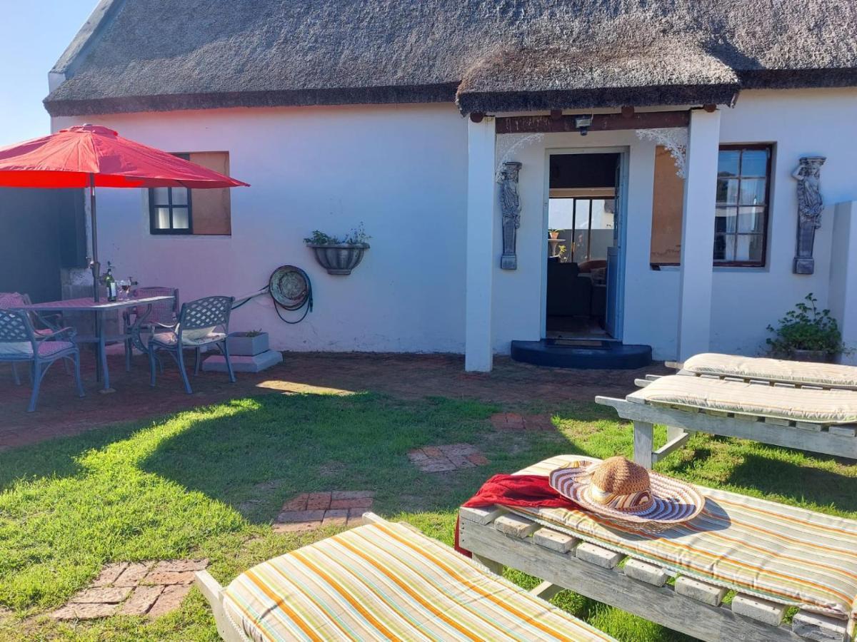 Starfish Accommodation Struisbaai Exterior foto